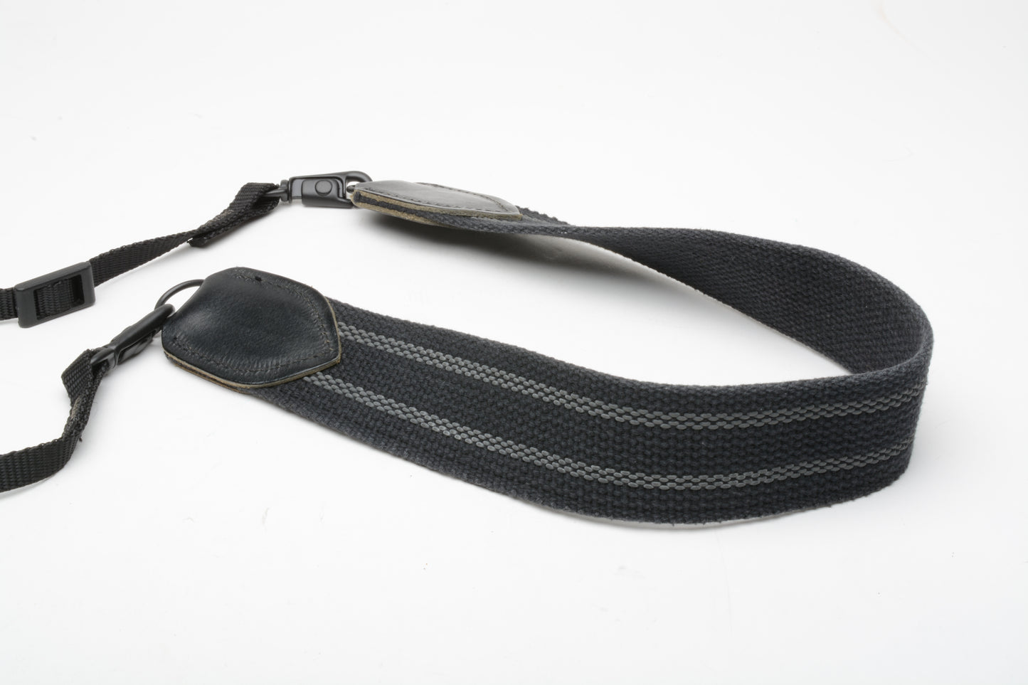 Domke 1.5" Gripper Camera shoulder strap Black/Grey w/Swivel Quick Release, clean