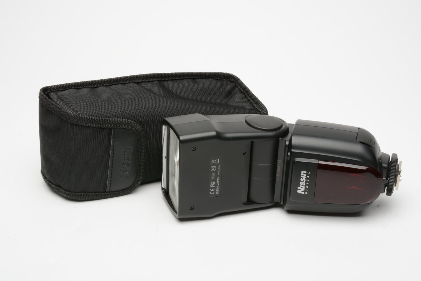 Nissin Di700A Flash for Nikon Cameras (ND700A-N) w/Case, Barely used