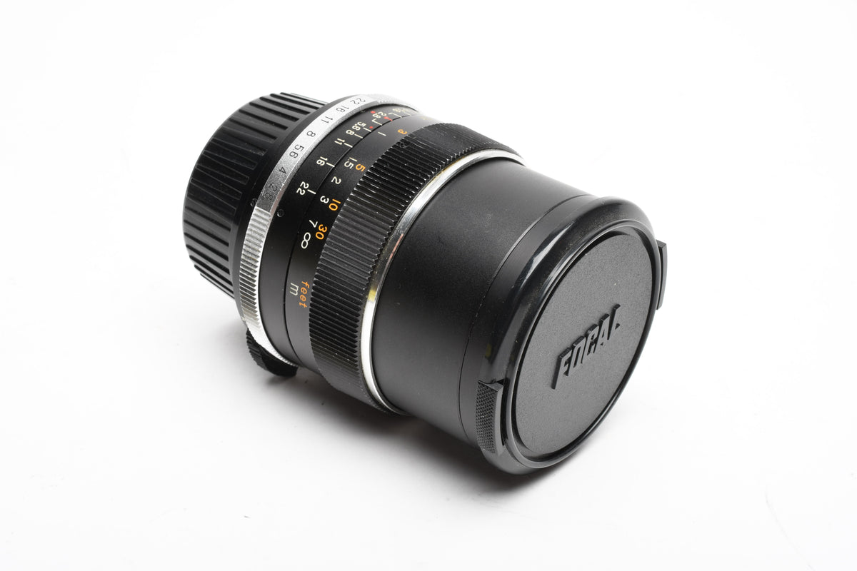 Accura Diamatic Auto 28mm F2.8 Wide Angle Lens for M42 Mount w/Caps and UV Filter, Nice!