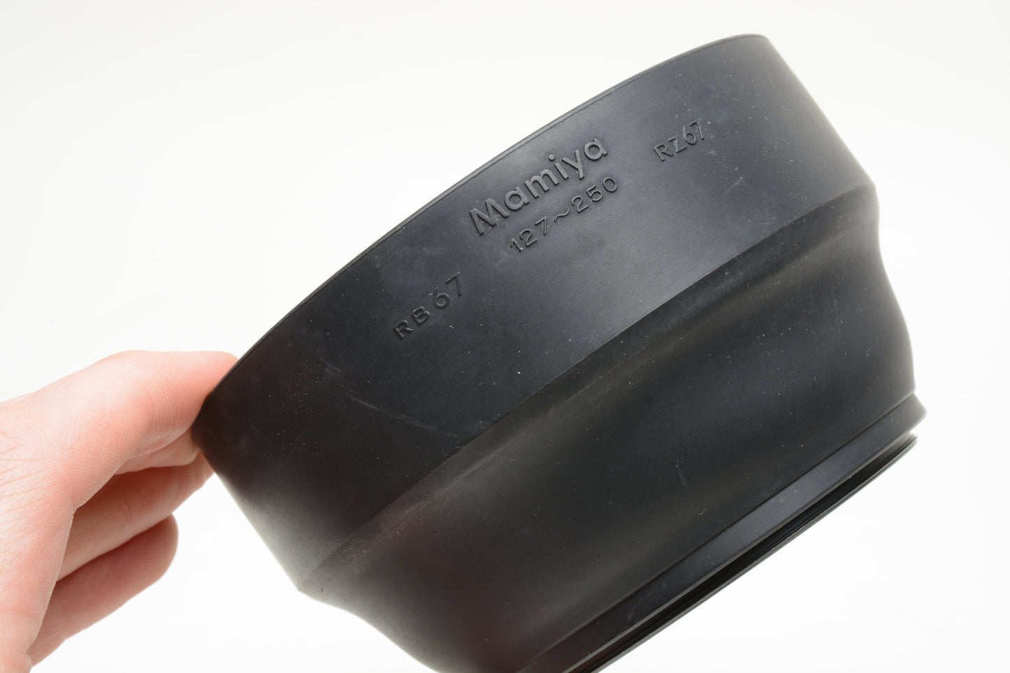 Mamiya RB67 / RZ67 127-250mm Retractable Rubber lens hood