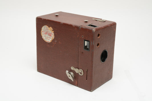 Kodak Rainbow Hawk-Eye Box Camera (A3L) No 2A Model B 116 Film Red camera