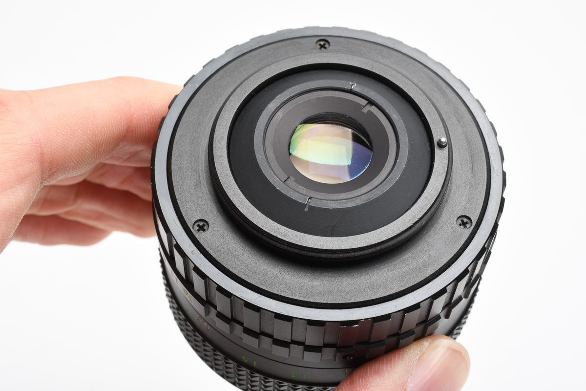 Hanimex Automatic MC 35mm F2.8 lens, M42 Mount w/Caps, Good