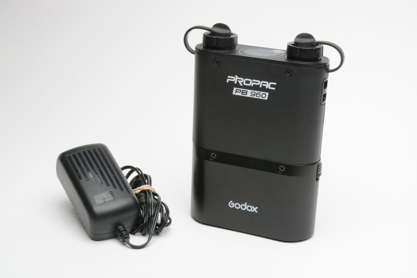 Godox Propac PB 960 w/Good charged 5800mAH battery + Charger, tested, great!