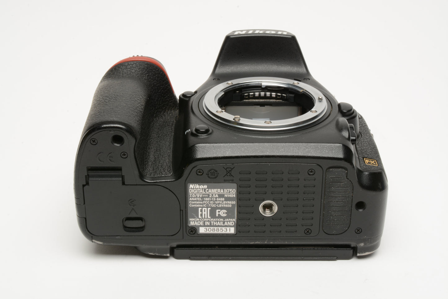 Nikon D750 DSLR Body w/2X batts, charger, strap, manuals, boxed 45K acts