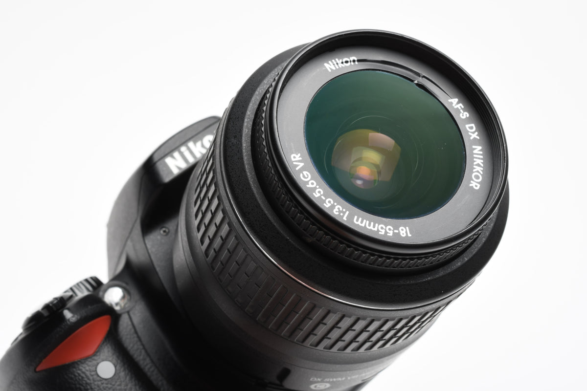 Nikon D60 10.2mp DSLR Camera W/Nikon AF-S 18-55mm VR F3.5-5.6G Zoom Lens, 17K Acts, Nice!