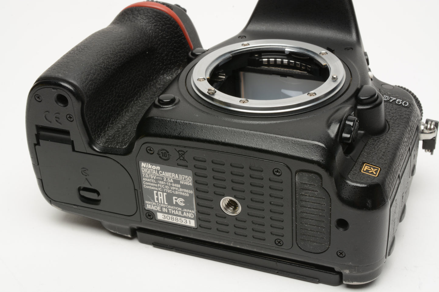 Nikon D750 DSLR Body w/2X batts, charger, strap, manuals, boxed 45K acts