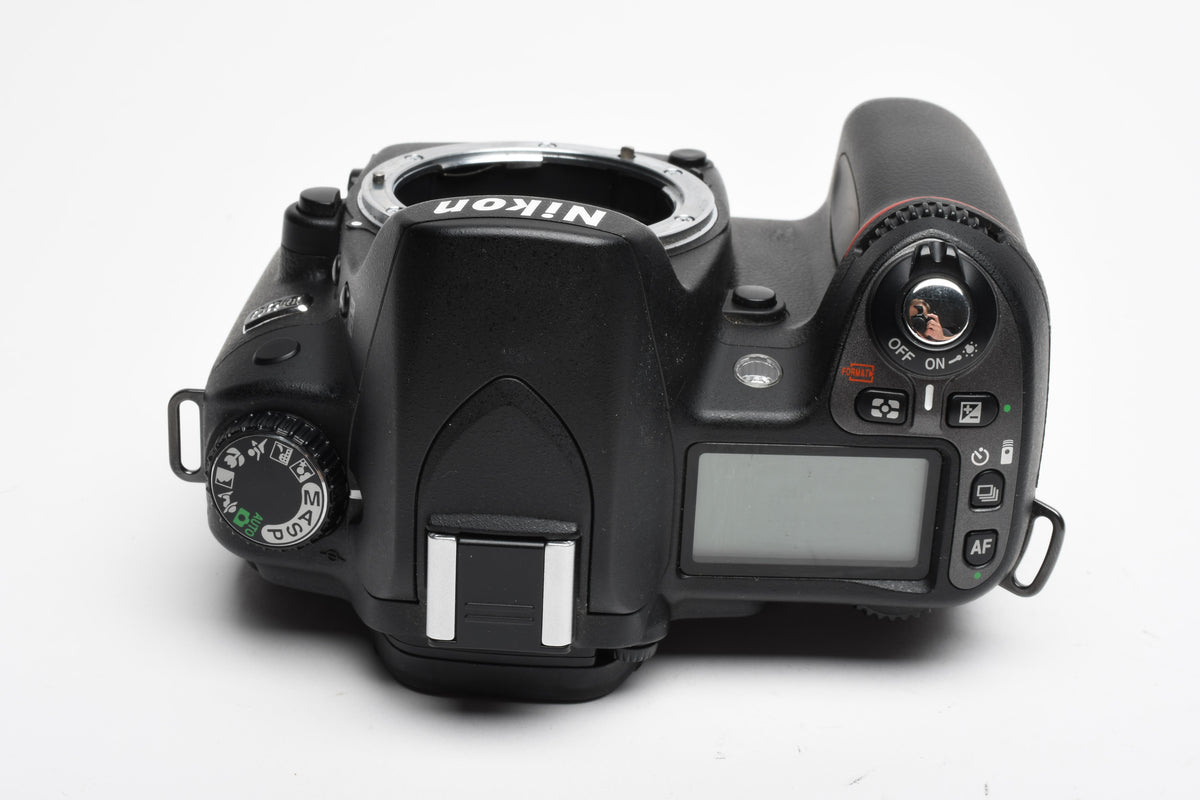 Nikon D80 DSLR body, batt+charger+strap, 4798 Acts, + Manual