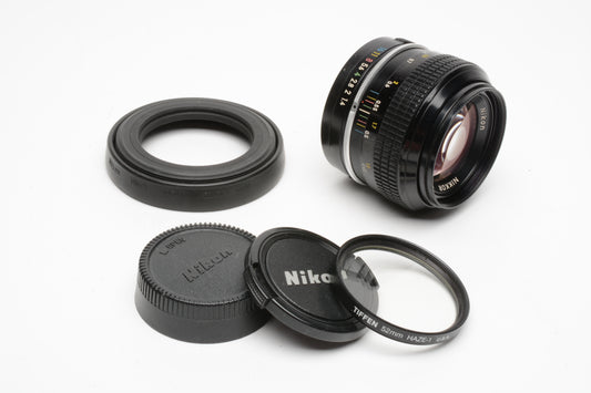 Nikon Nikkor 50mm f1.4 Non-Ai Prime lens w/HR-1 Lens hood + Caps, Clean & Sharp