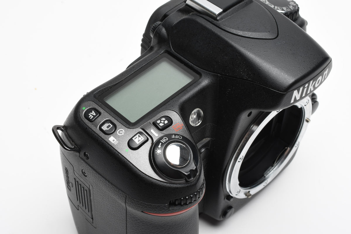 Nikon D80 DSLR body, batt+charger+strap, 4798 Acts, + Manual