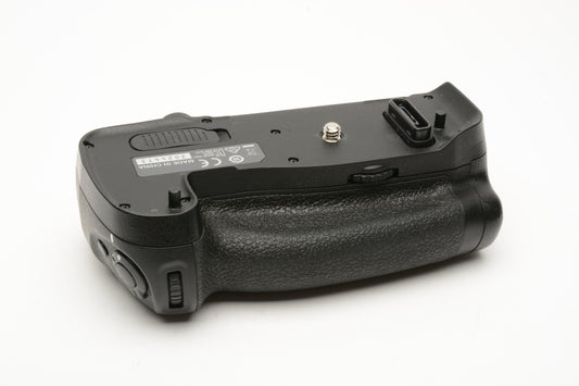 Nikon MB-D17 Multi Power Battery Pack (BL-5) for Nikon D500, Great