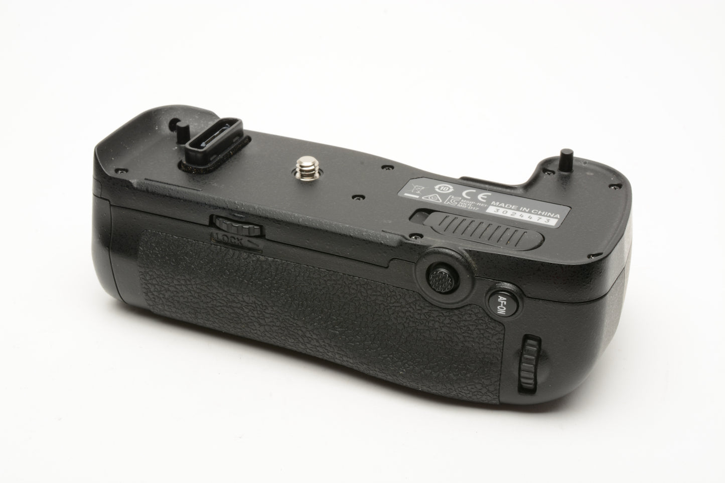 Nikon MB-D17 Multi Power Battery Pack (BL-5) for Nikon D500, Great