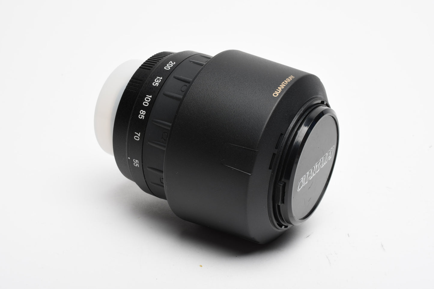 Tamron (Quantaray) AF 55-200mm f4-5.6 LD Macro zoom for Nikon F + Hood