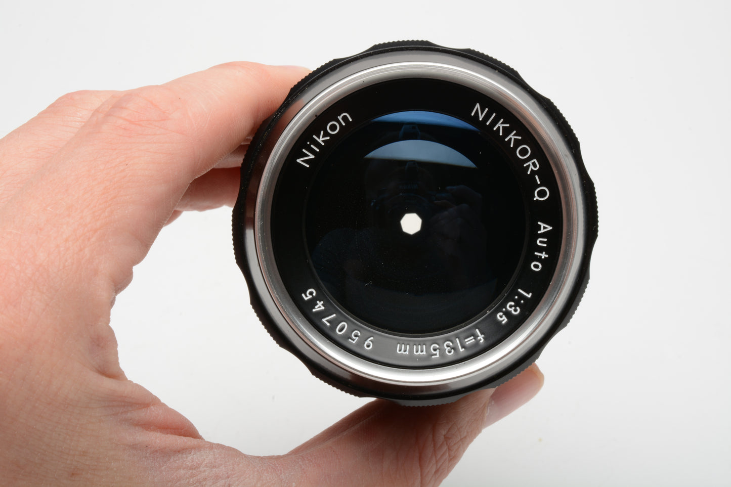 Nikon Nikkor-Q 135mm f3.5 Non-AI portrait lens, clean & sharp, Hood, Boxed