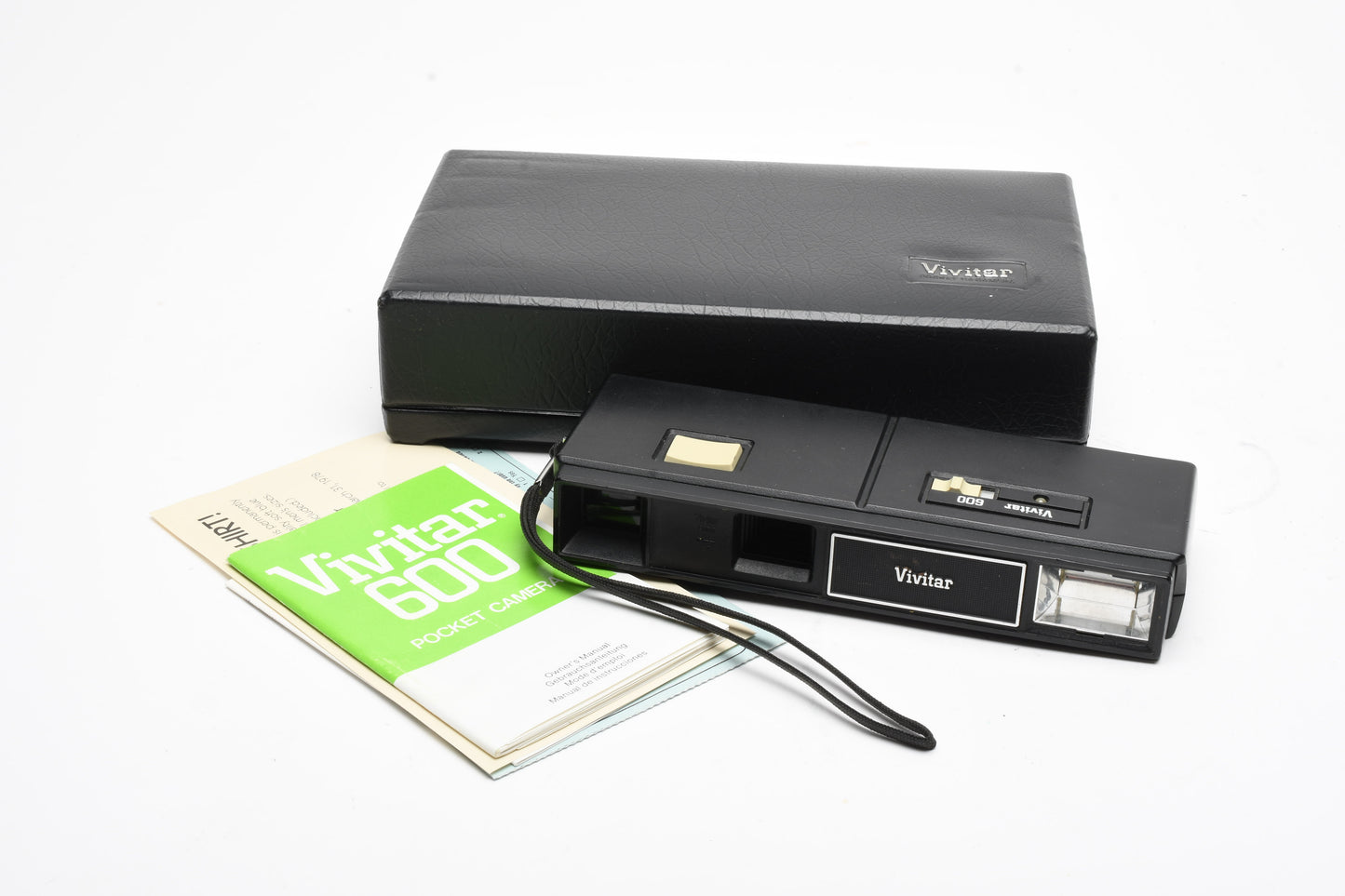 Vivitar 600 110 camera in jewel case, clean