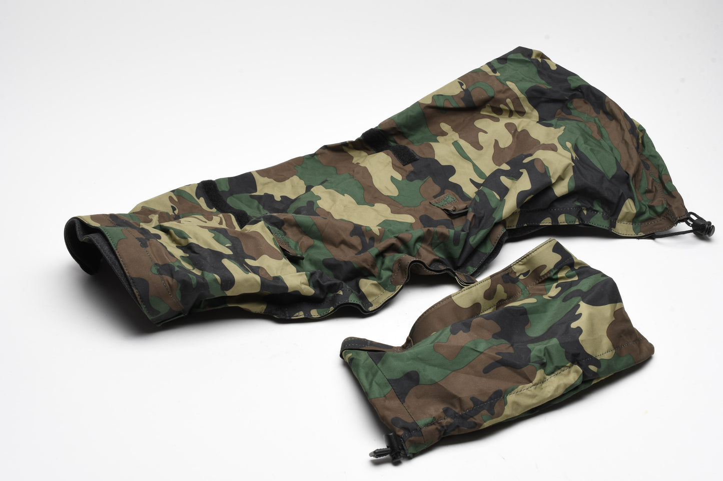 Lenscoat 30" camouflage camera lens cover, Clean, in pouch
