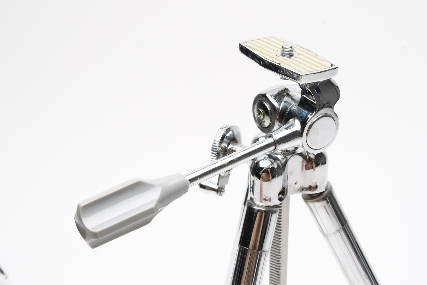 Kalimar PE-8 K-483 Accordion table tripod in case, Tested, good!