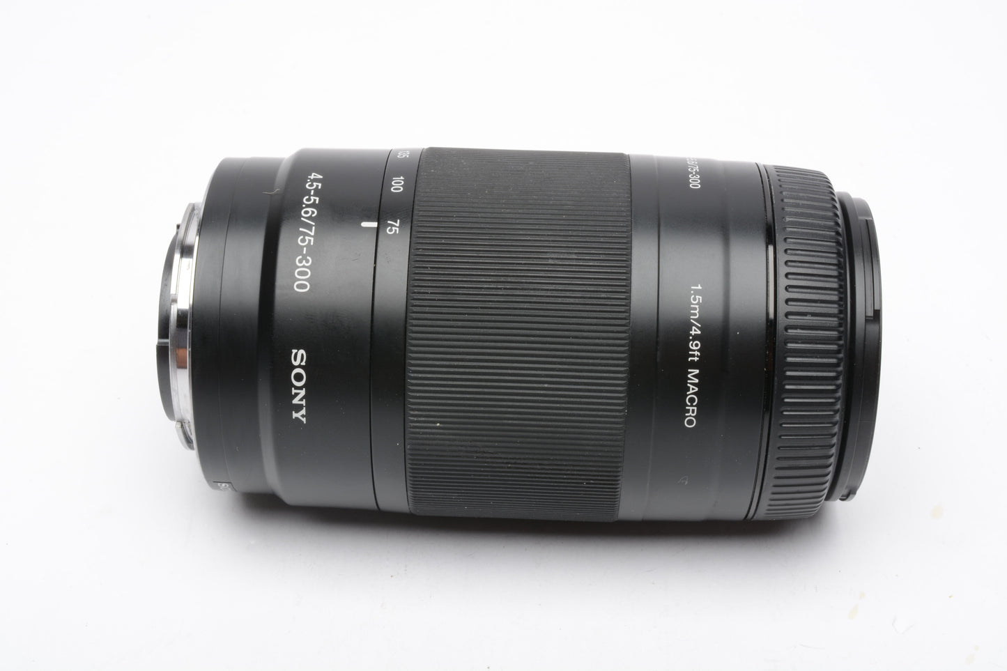 Sony AF 75-300mm f4.5-5.6 A Mount w/hood and caps, clean