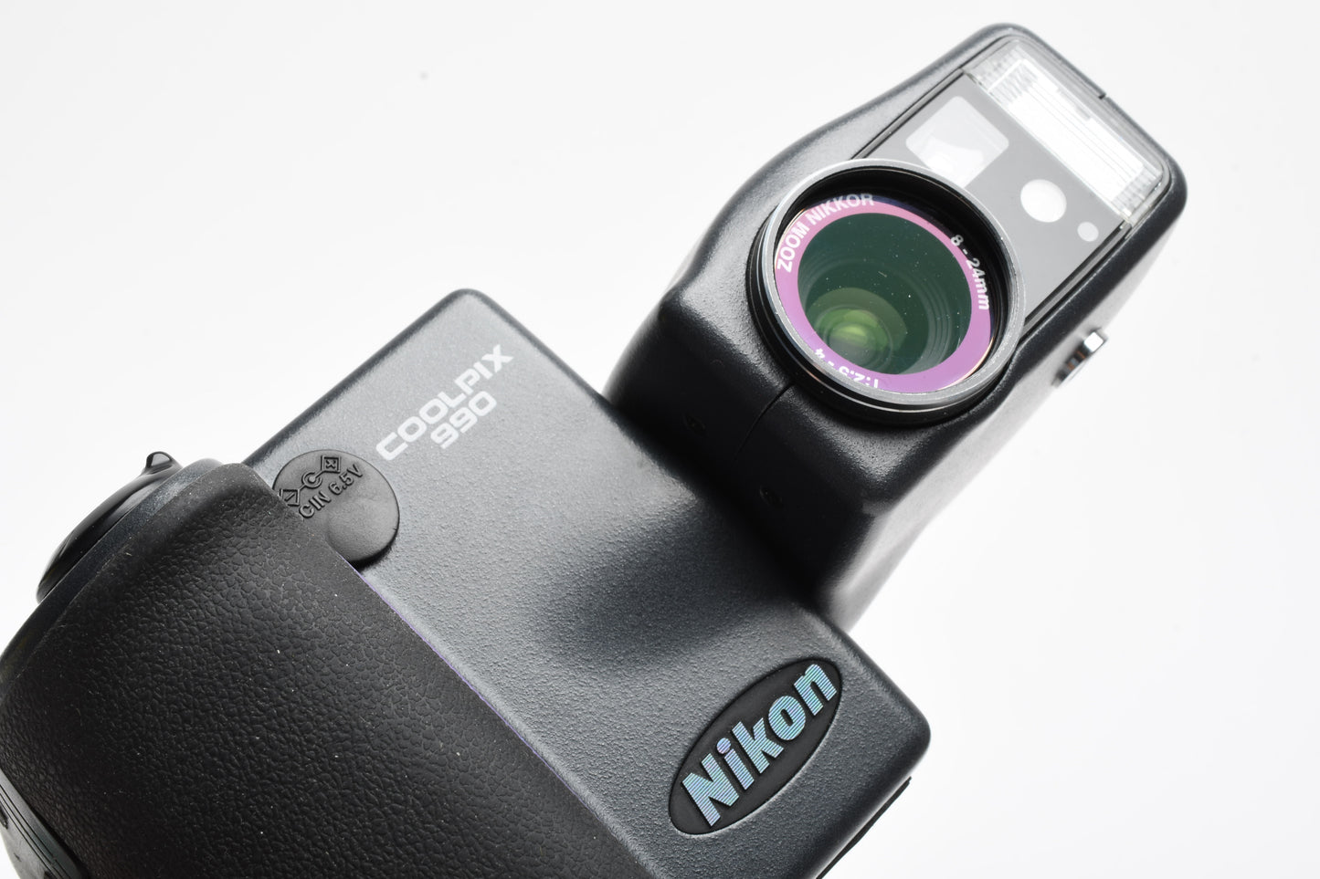 Nikon Coolpix 950 Digital Point&Shoot 3.2MP camera, Boxed
