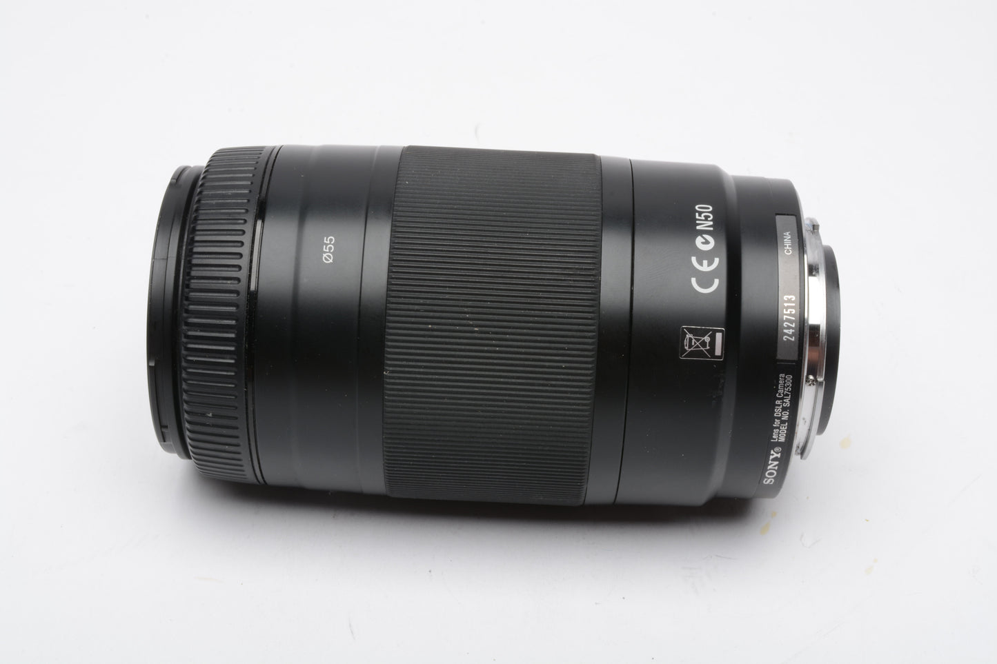 Sony AF 75-300mm f4.5-5.6 A Mount w/hood and caps, clean