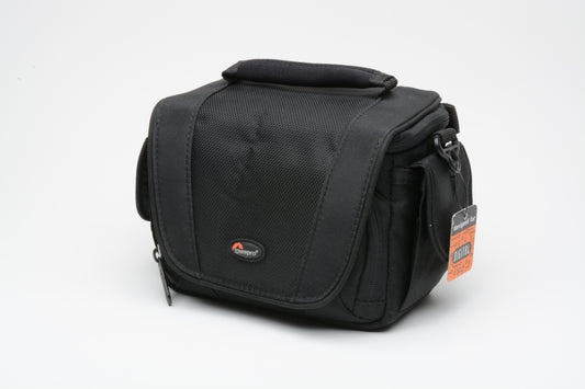 Lowepro Edit 110 compact camera case / Shoulder bag, Barely used