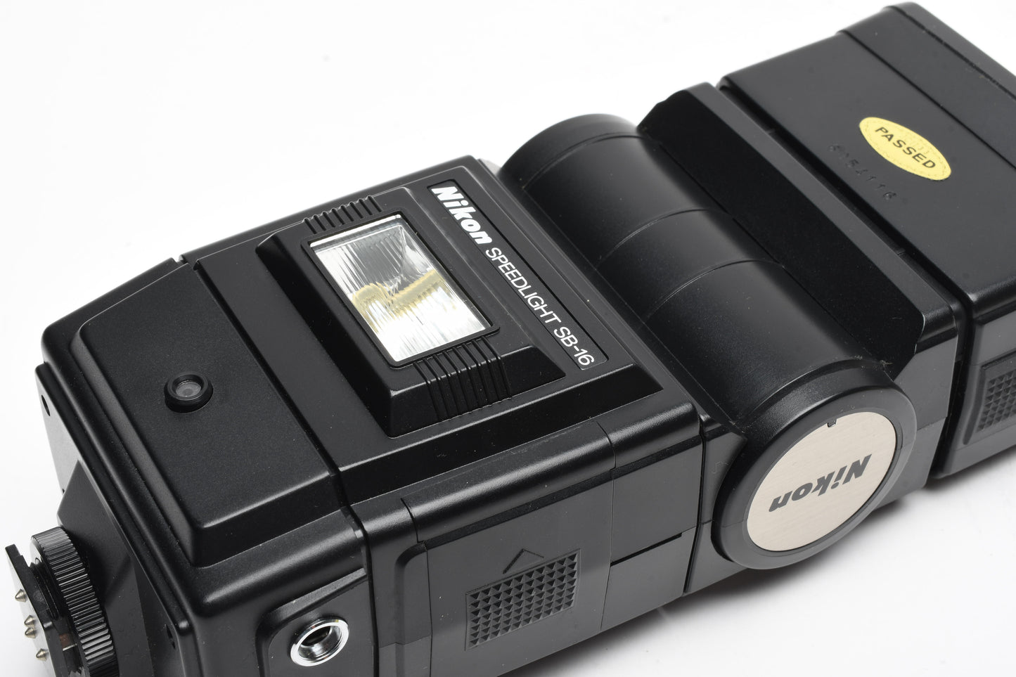 Nikon SB-16B Speedlight flash w/AS-9 shoe mount, case, diffuser, gently used