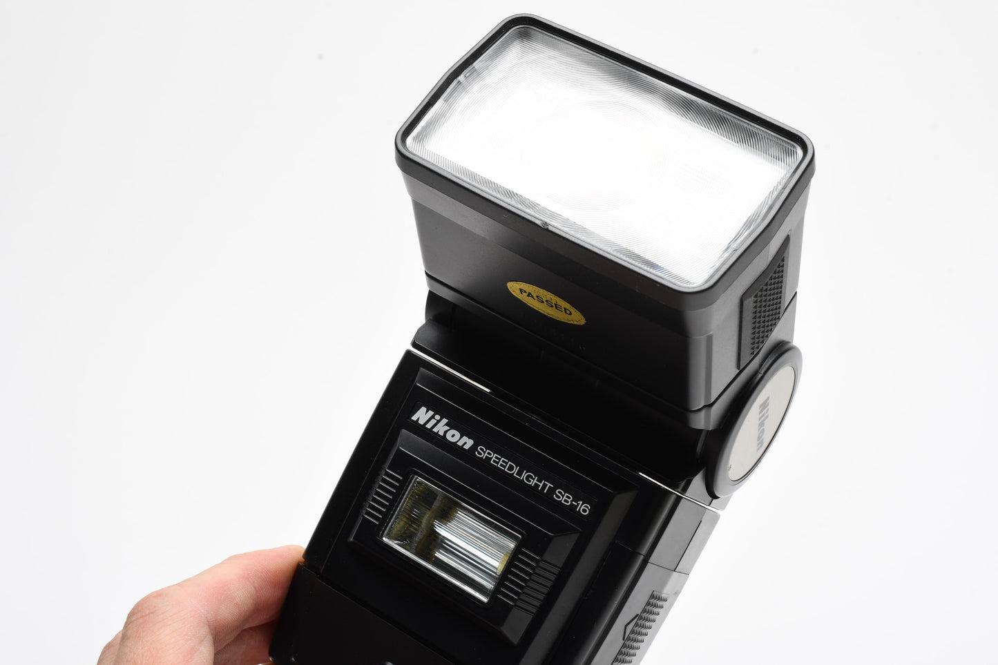 Nikon SB-16B Speedlight flash w/AS-9 shoe mount, case, diffuser, gently used