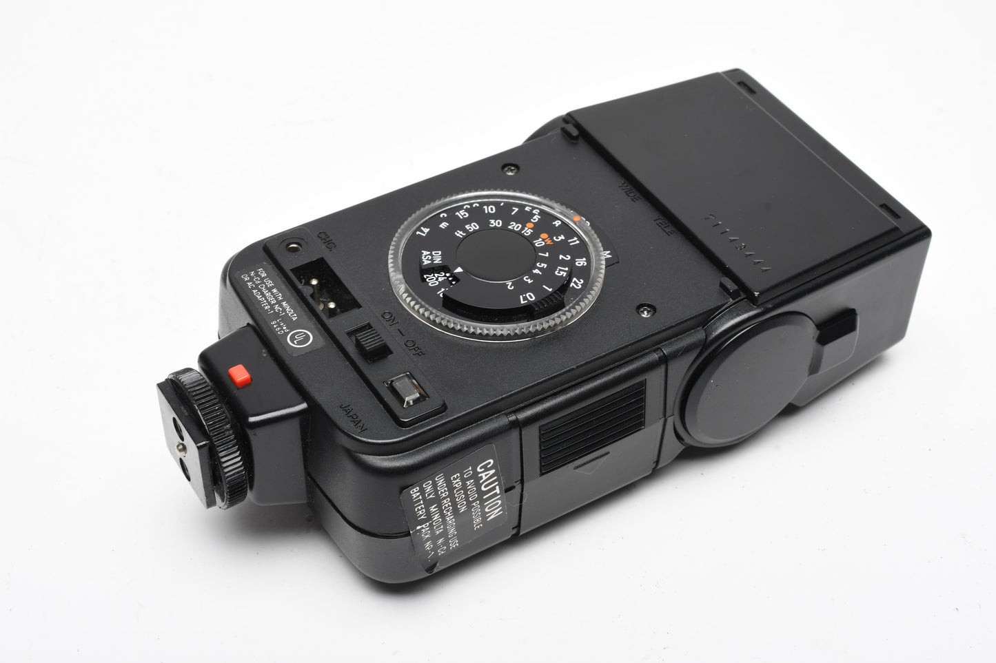 Minolta Auto 28 electronic flash, tested, w/Case