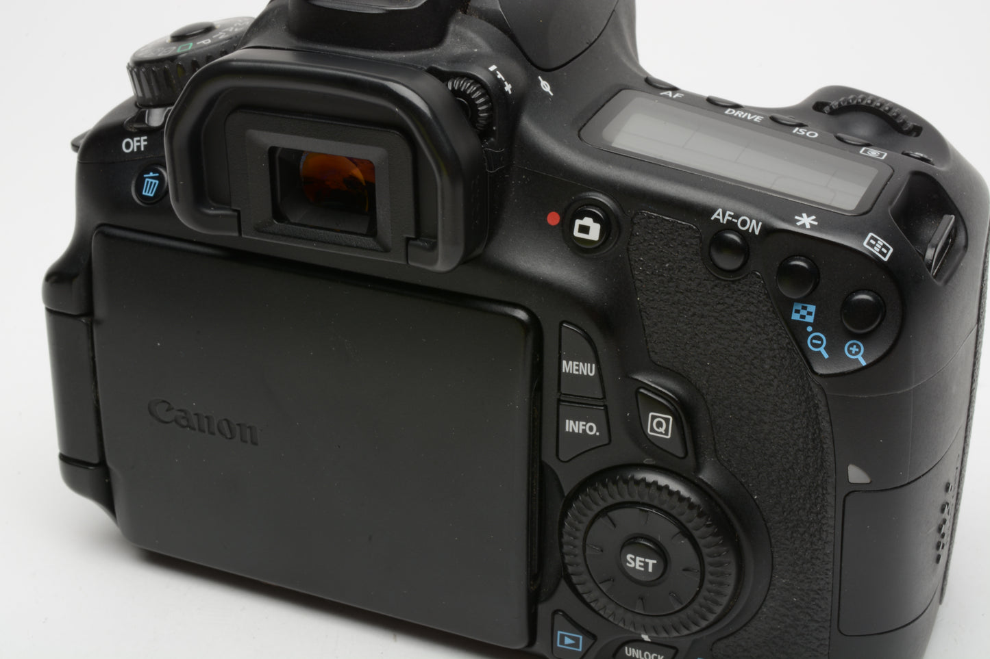 Canon EOS 60D Body, batt, charger, strap, USA version, 17,652 Acts!