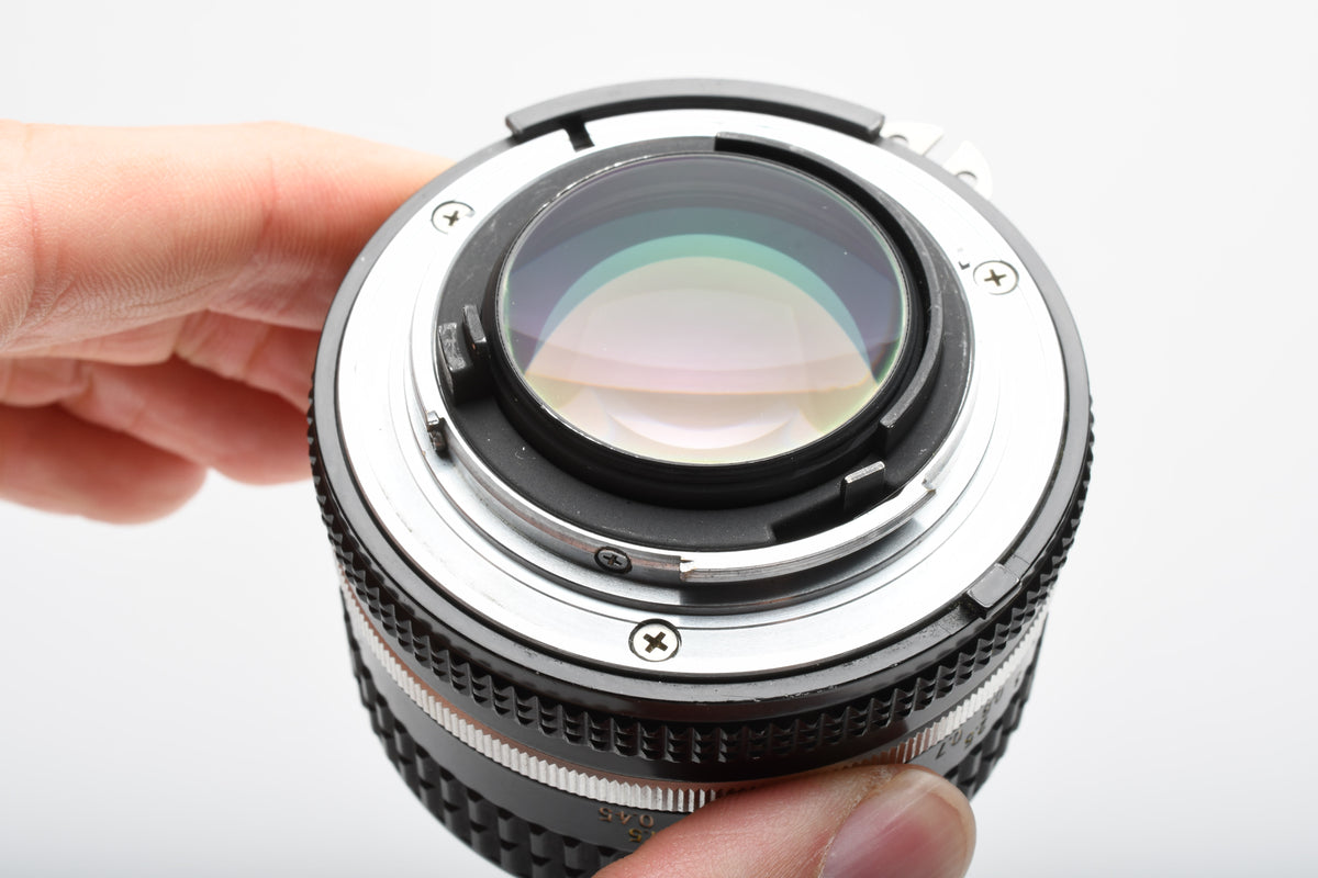 Nikon Nikkor 50mm f1.4 AI-S Prime lens w/Caps, Great prime lens!
