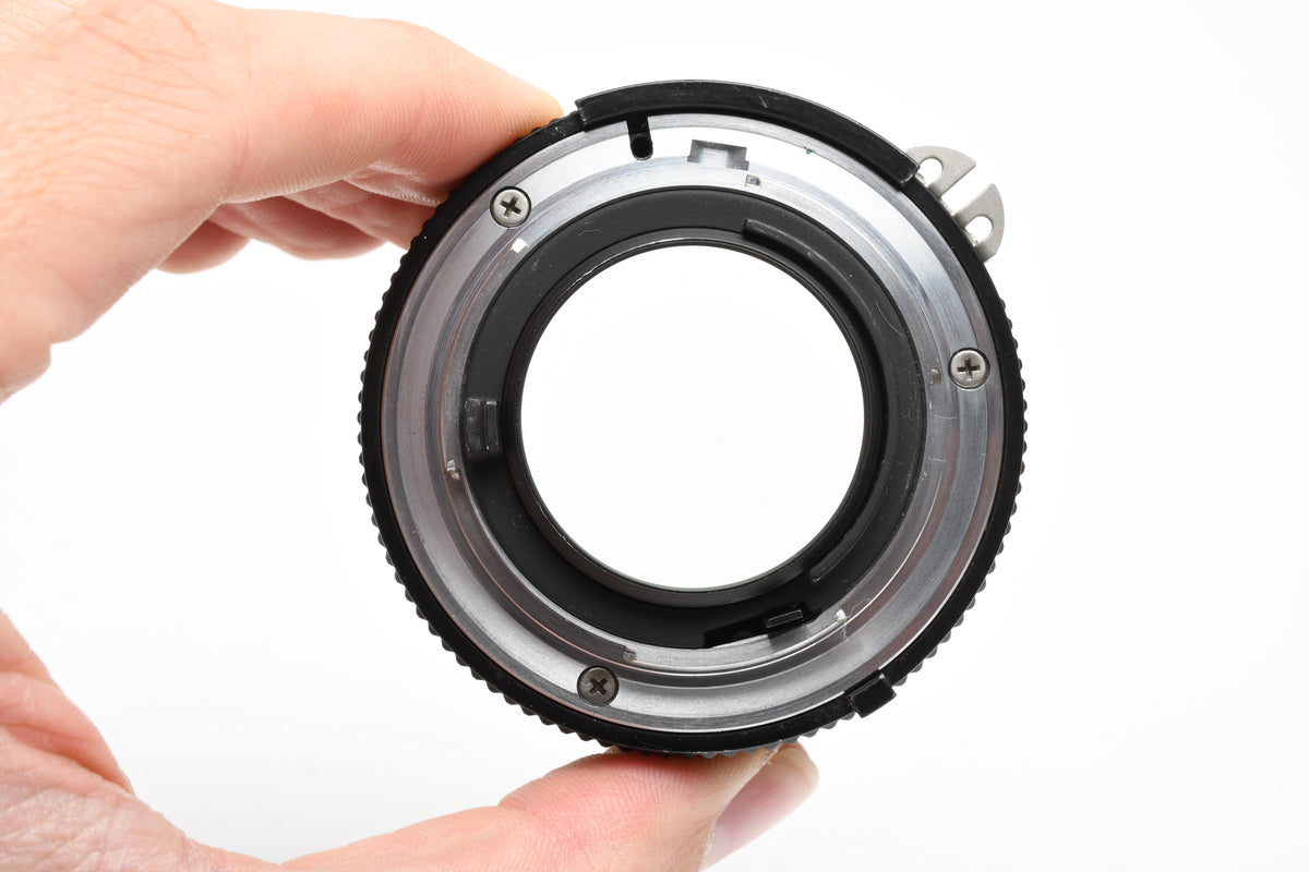 Nikon Nikkor 50mm f1.4 AI-S Prime lens w/Caps, Great prime lens!