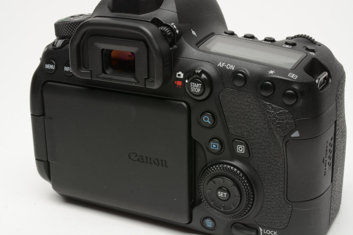 Canon EOS 6D Mark II 26.2MP DSLR body, batt, charger, 4034 acts!! Tested, great!