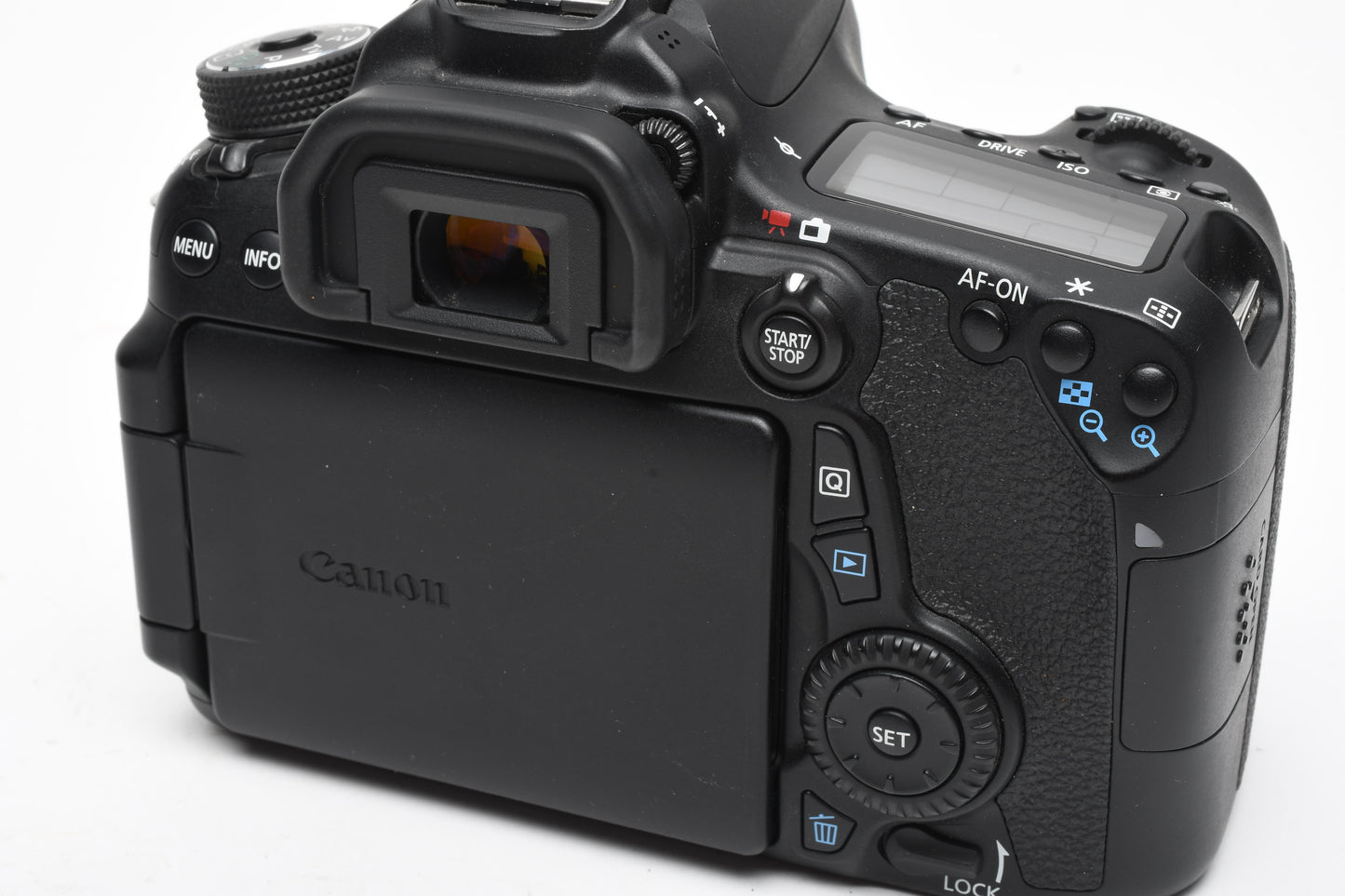 Canon EOS 70D DSLR Body w/Batt, charger, strap, Only 2576 Acts!