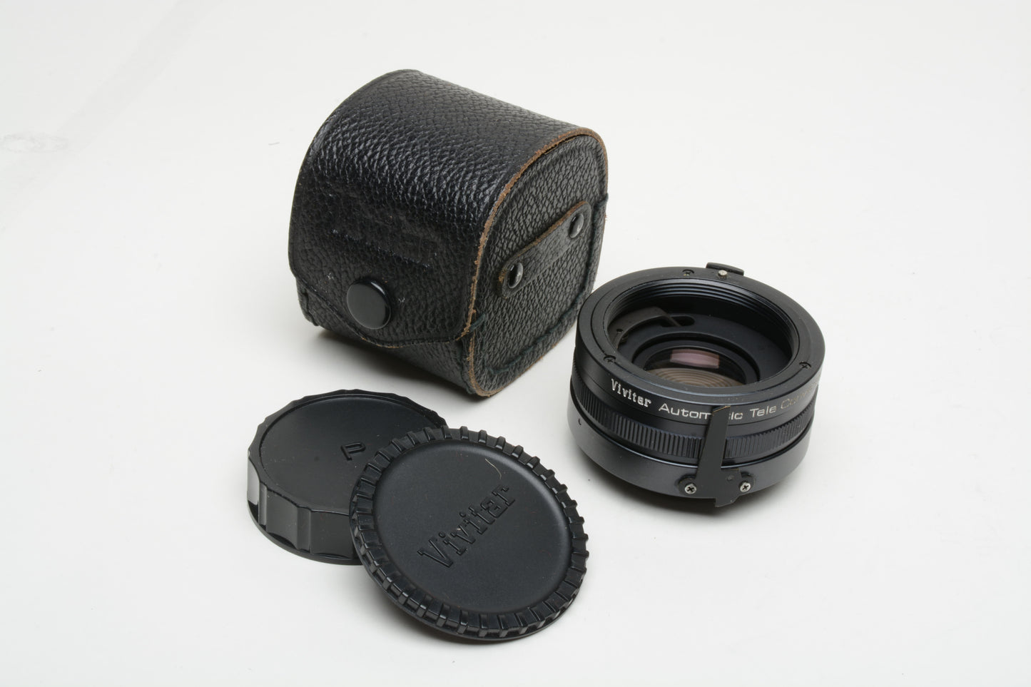 Vivitar 2X-23 Tele Converter, case, M42 Mount w/Caps