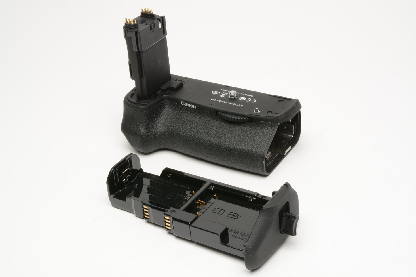 Canon BG-E21 for EOS 6D Mark II, Mint-