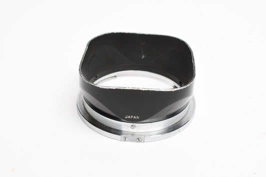 Walz Bay III lens hood for TLR, Clean