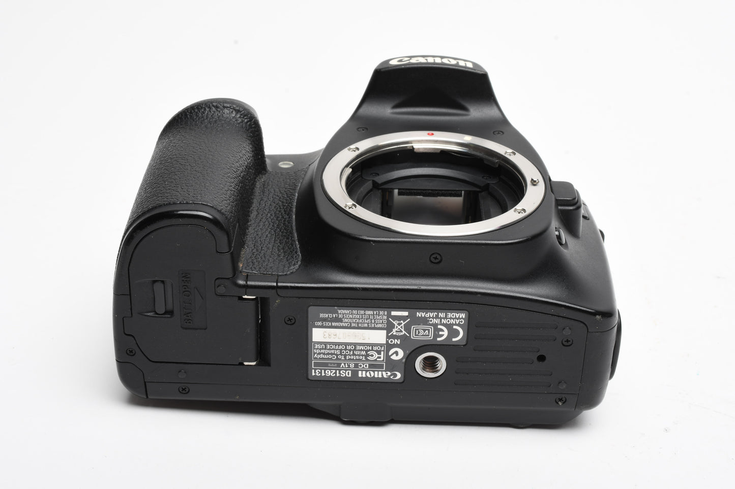 Canon EOS 30D DSLR Body, batt+charger+strap, Works great