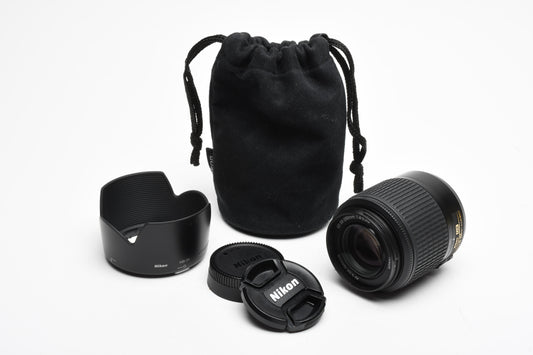 Nikon AF-S DX Nikkor ED 55-200mm F4-5.6G SWM zoom lens w/Caps, Hood, Pouch, Nice!