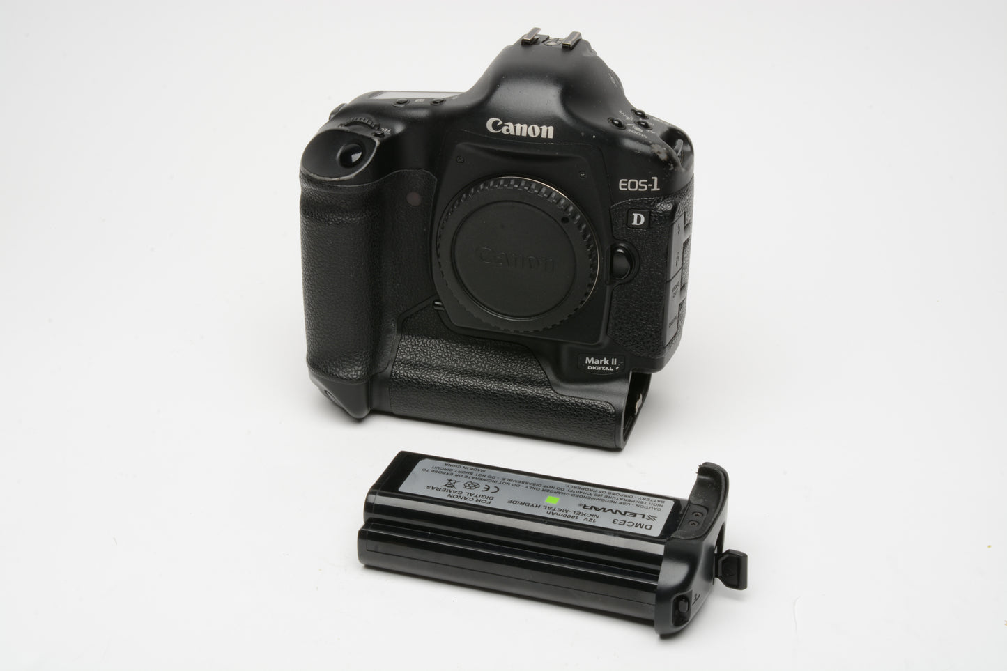 Canon EOS 1D Mark II Body, batt+cap, 56% use, tested, Great!