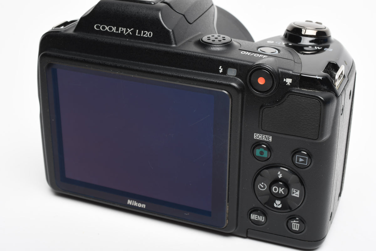 Nikon Coolpix L120 14.1MP Digital Point&Shoot strap+cap, Clean