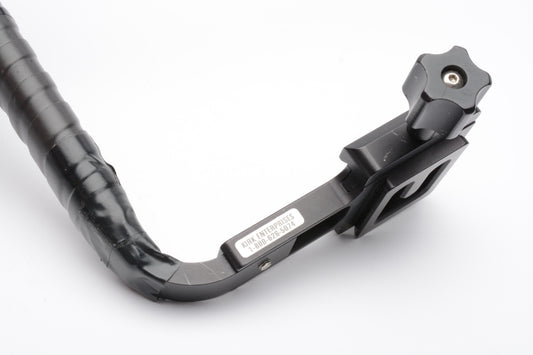 Kirk Enterprises Macro Flash Bracket FB-6 (Arca Style quick release)