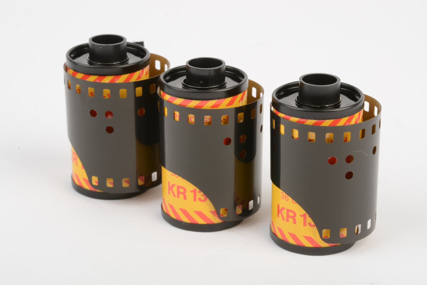 3X Kodak Kodachrome KR 64ASA 135-36 35mm film in canisters, expired ?