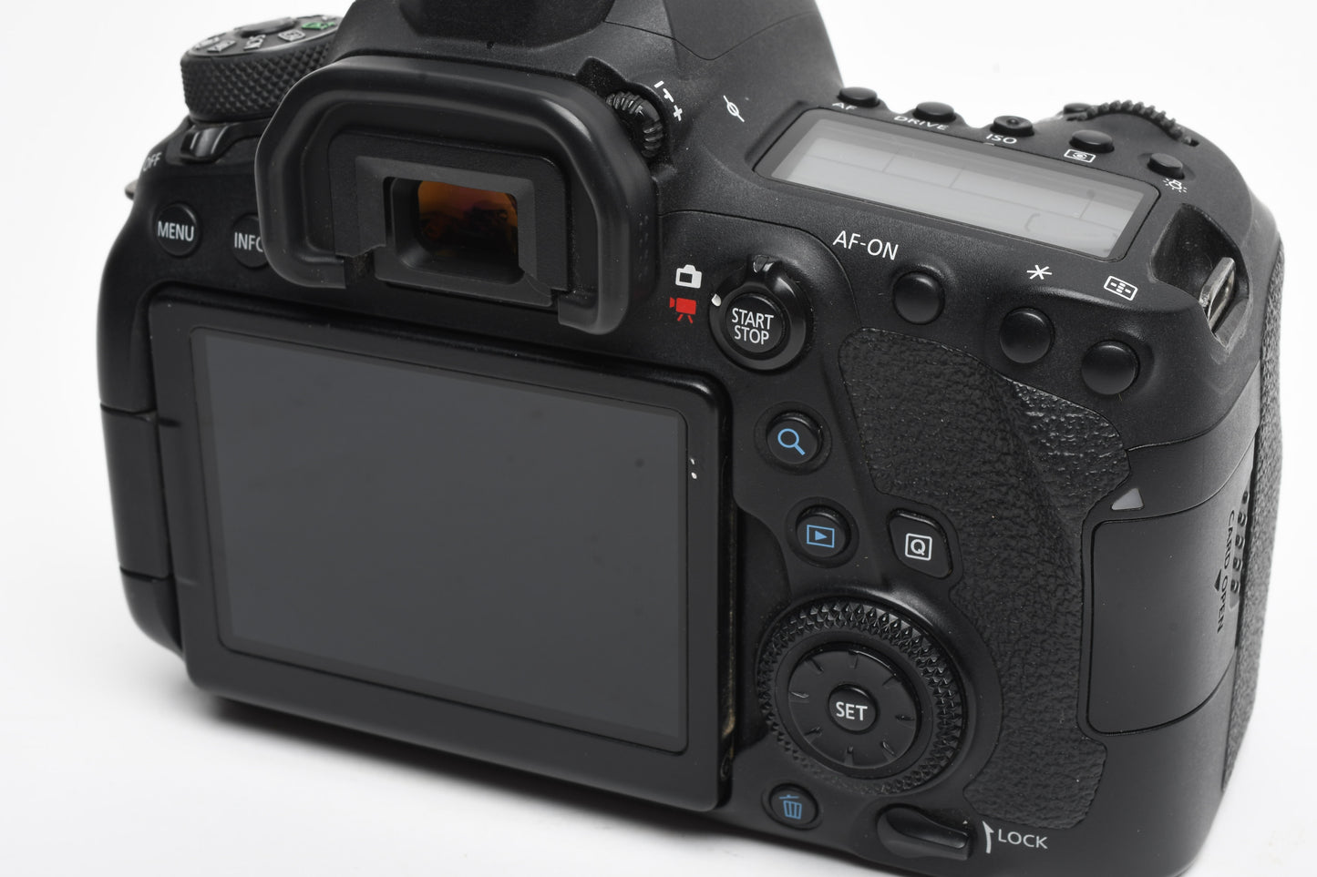 Canon EOS 6D Mark II 26.2MP DSLR body, 2X batts, charger, 187K Acts, Good!