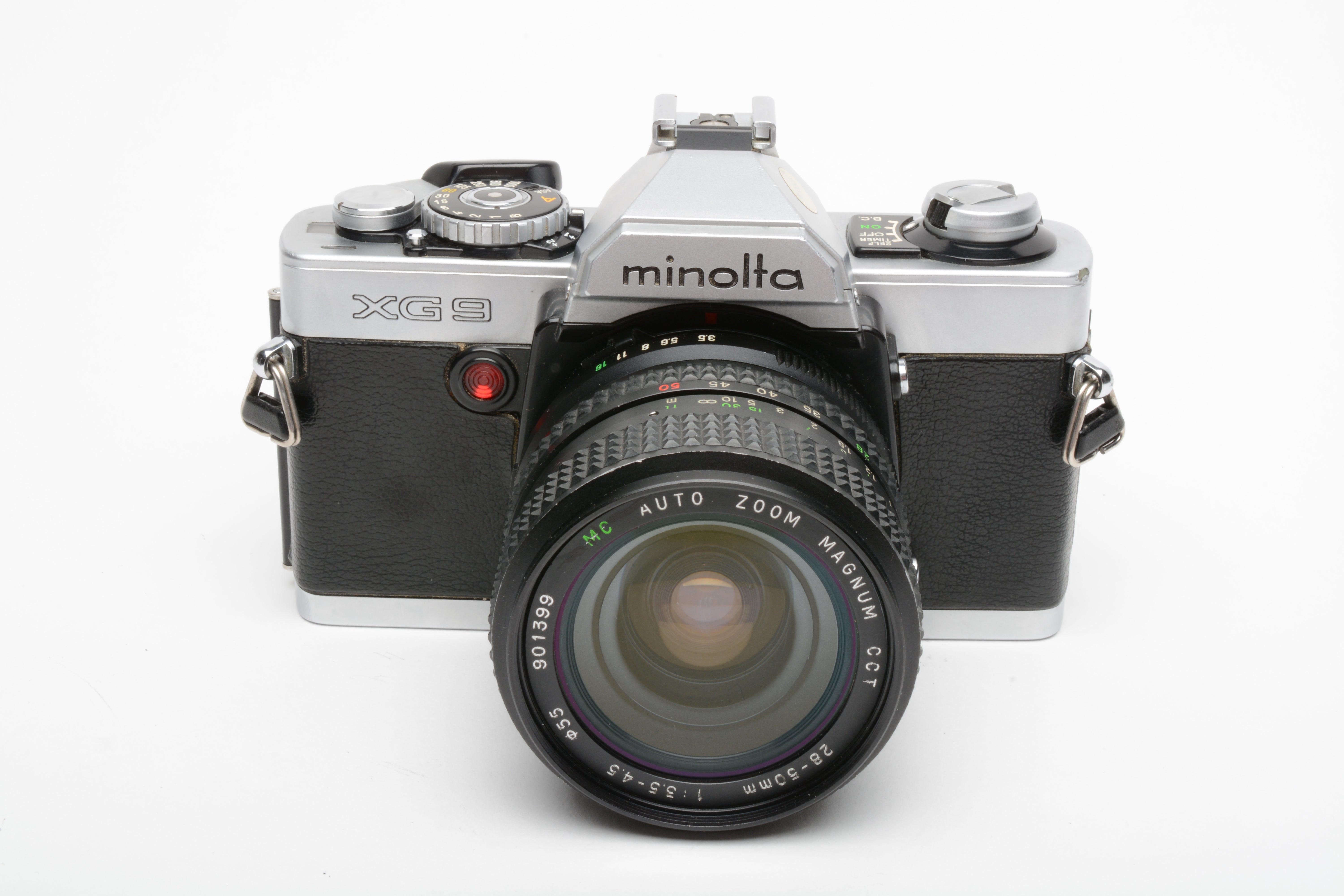 Minolta XG-9 35mm SLR w/28-50mm zoom lens