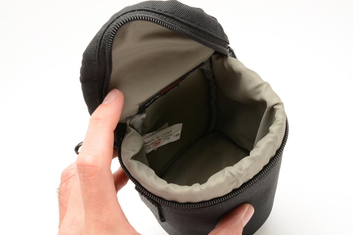 Lowepro padded lens case #1 (Black) 6" tall x 3" diameter, Nice