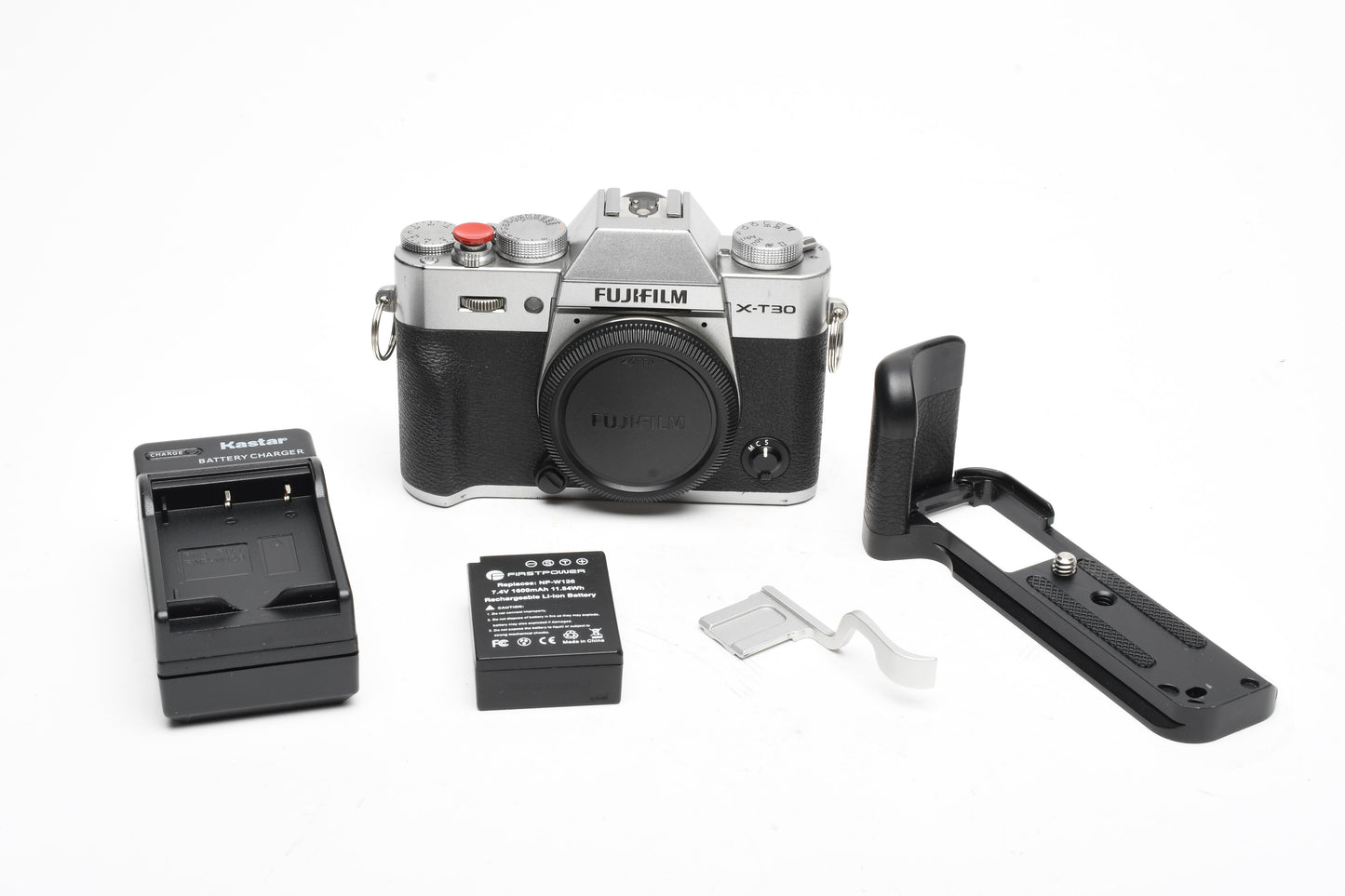 Fujifilm X-T30 Mirrorless Digital Camera Body, Batt+Charger Only 1 Shutter Count!