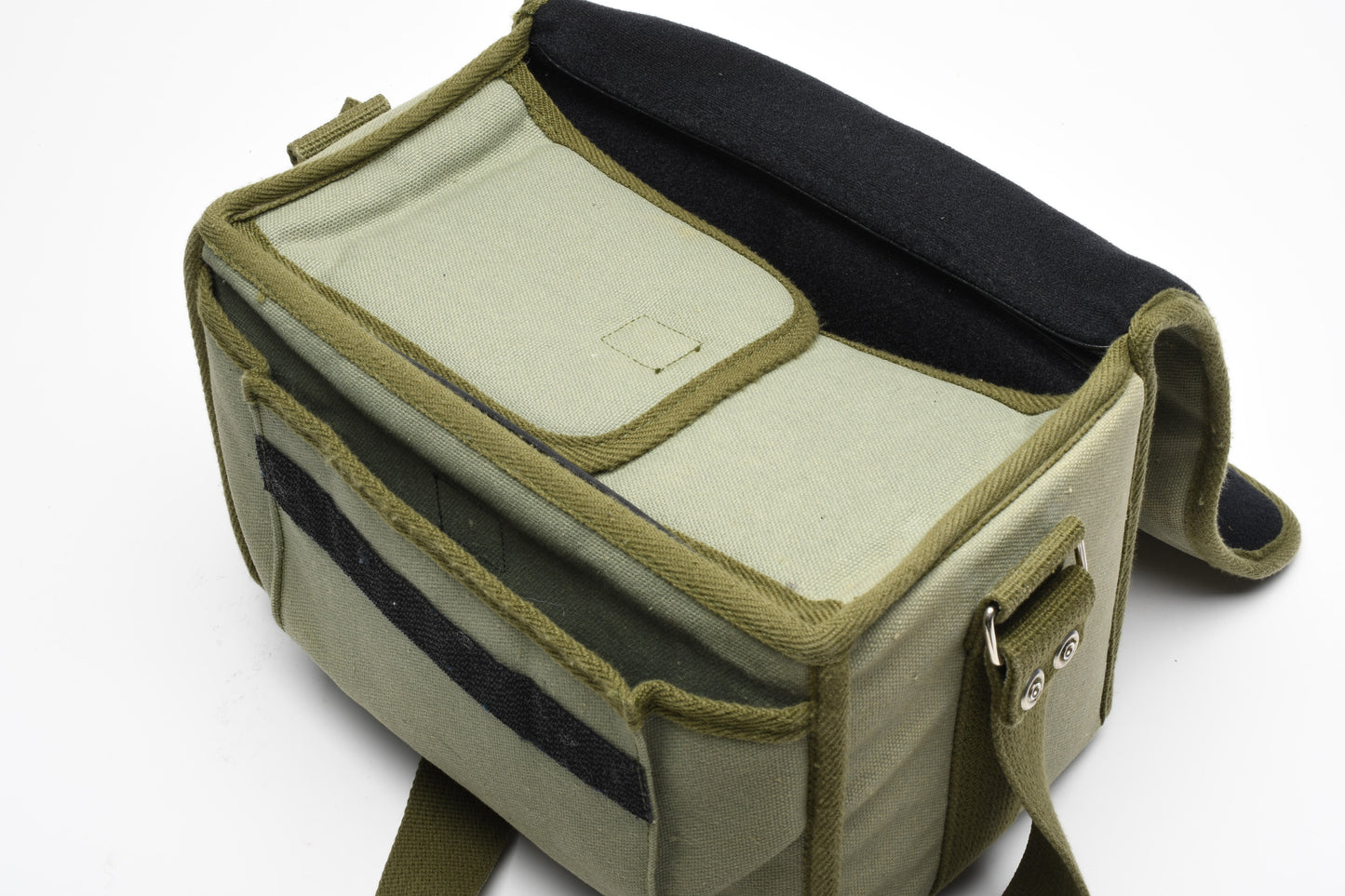 Nikon canvas shoulder bag w/Velcro flap, Nice and clean, Vintage, Unique look