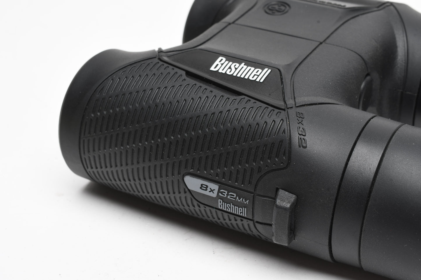 Bushnell Spectator Sport Series PermaFocus 8x32 Binoculars, Case, Strap, Nice!