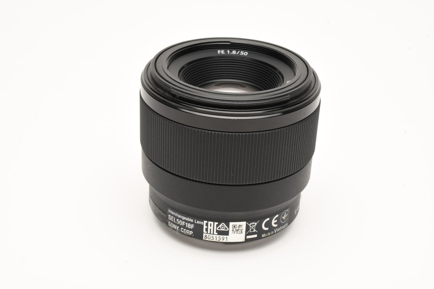 Sony 50mm f1.8 FE SEL50F18F Prime lens, Hood, Great