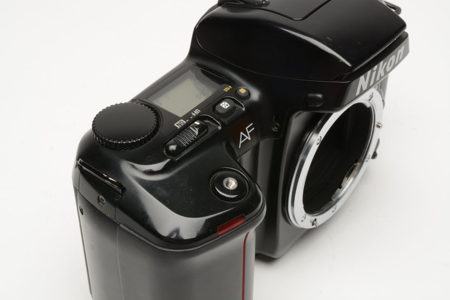 Nikon N6006 35mm SLR Body, cap, tested, clean