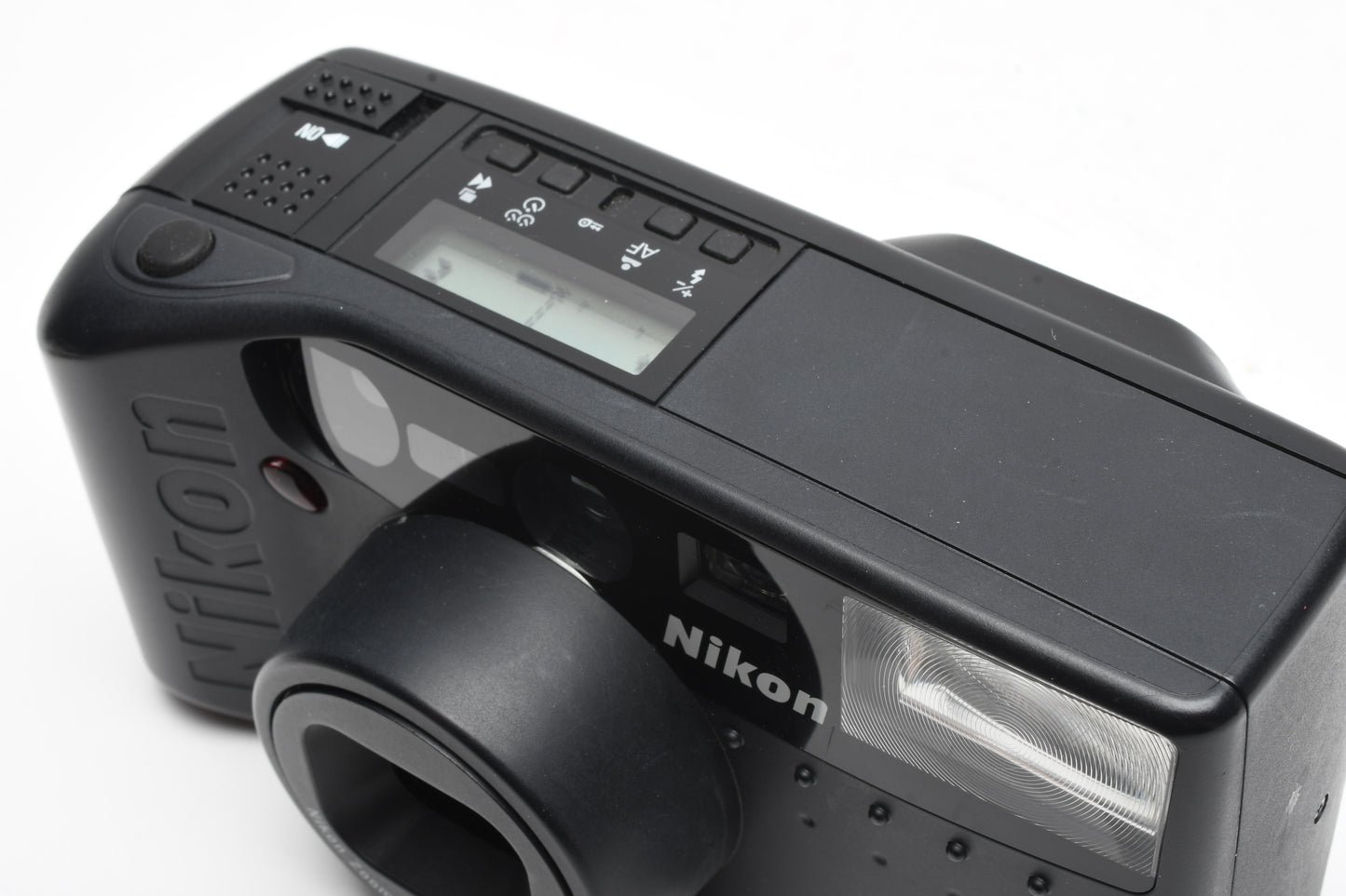 Nikon zoom touch 600 35mm Point&Shoot camera w/32-85mm zoom, Manual, Tested